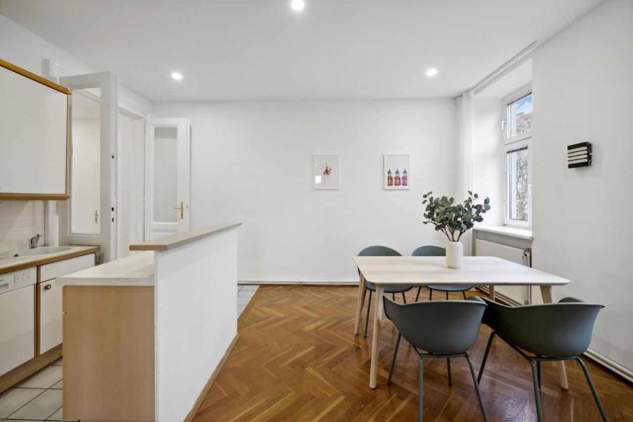 Big Spacious Central Apartment In ウィーン エクステリア 写真